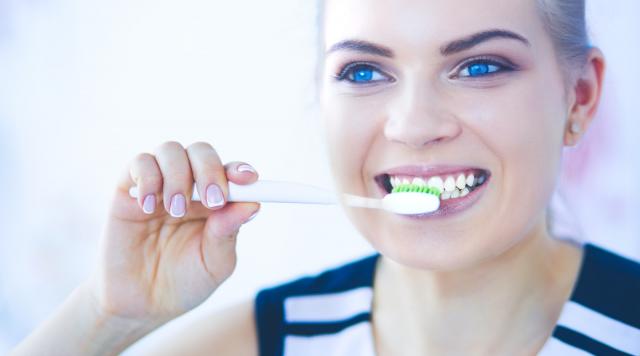 Kako održavati oralnu higijenu nakon ugradnje implantata?