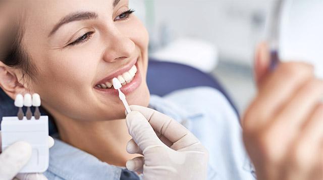 Kako odabrati protetske materijale za zubne proteze, zubne mostove i zubne krunice?