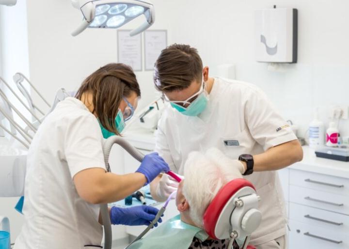 Stomatološka poliklinika DentiCroazia 4