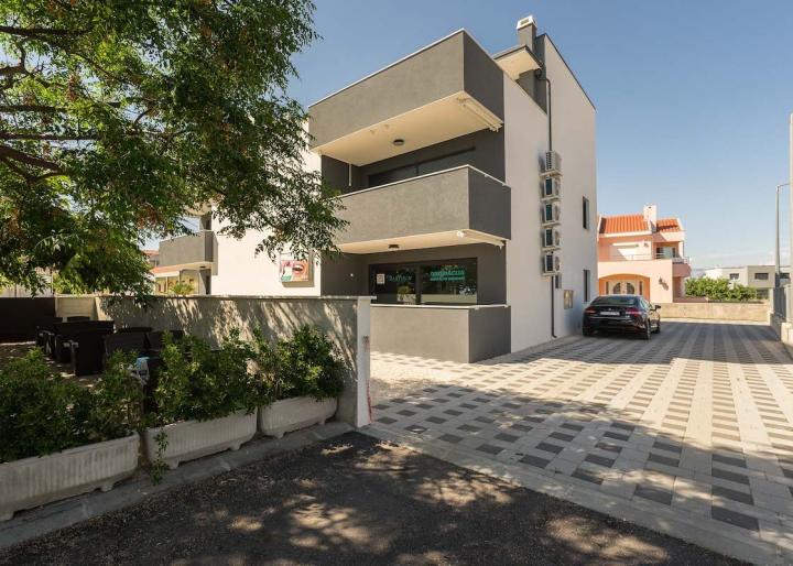 Stomatološka ordinacija Bartulov 6