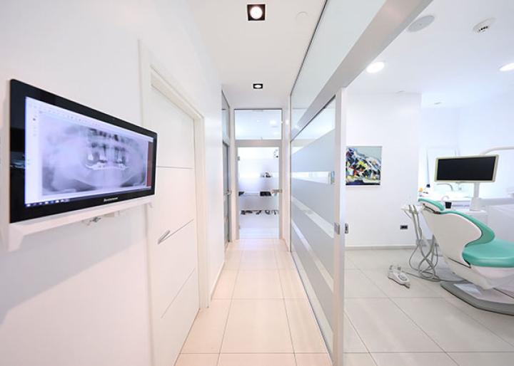 Dentalna klinika Sladović 6