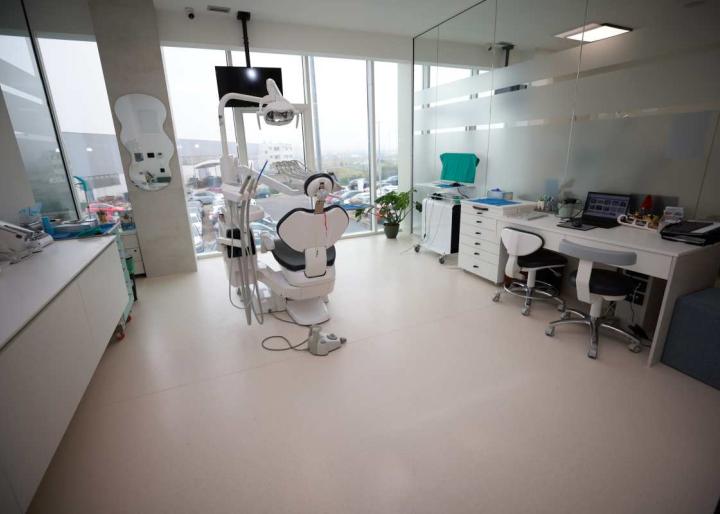 Stomatološka poliklinika Medikadent 4