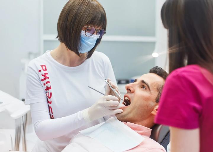 Poliklinika dr.Zubović 11