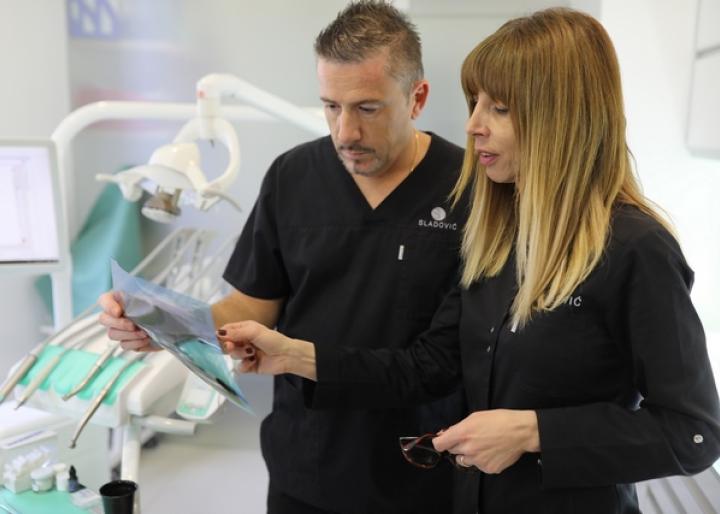 Dentalna klinika Sladović 11