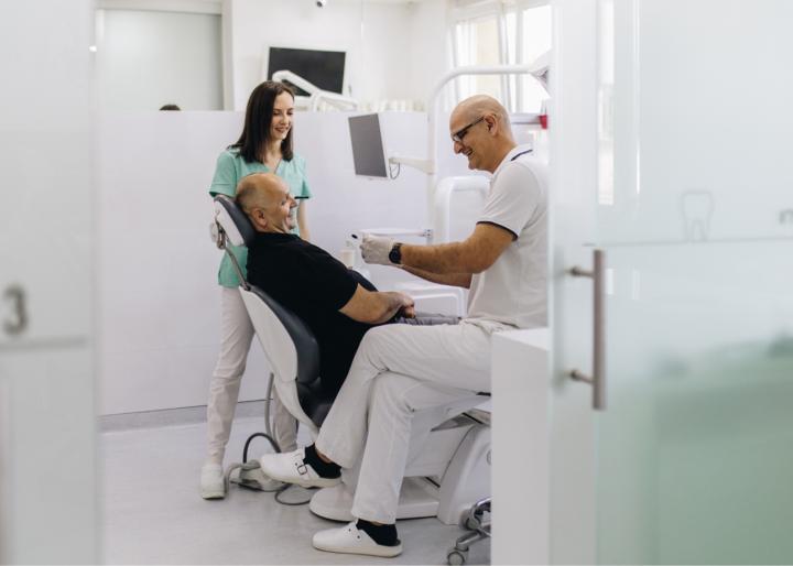 Stomatološka poliklinika Salona Dental 6